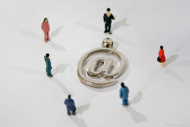 云周专业承接网站制作：51商业网络小编经常在联系传统行业时遇到客户， 域名的使用是什么？对于互联网行业从业者了解域名（英文：域名），也称为域名，是互联网上的计算机或计算机的名称， 这是一串点。数据传输时的计算机为计算机定位标志